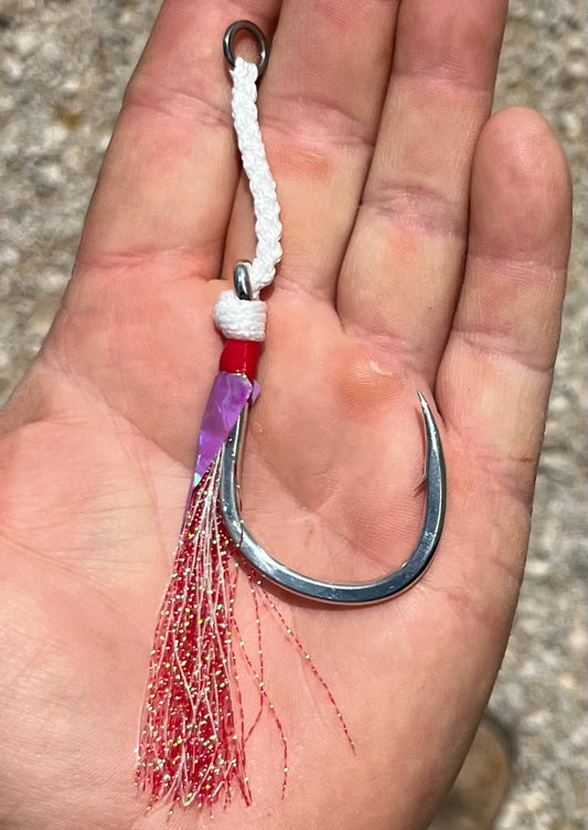 2 pcs. 9/0 Assist Hooks – Braided Red Flash