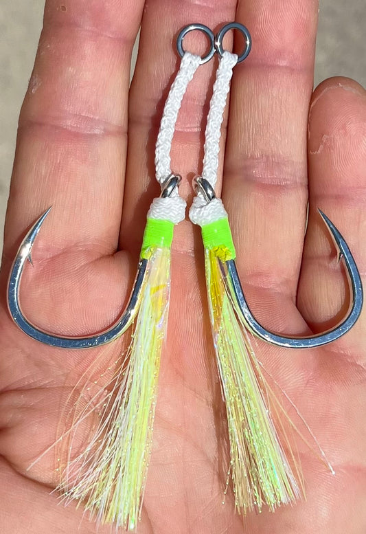 7/0 assist hook with green glow flash tied on BKK hook.